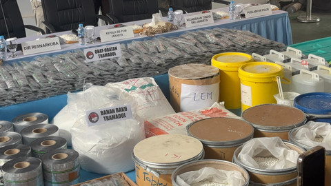 Polda Metro Ungkap Pabrik Tramadol dan Trihexyphenidyl di Sukoharjo