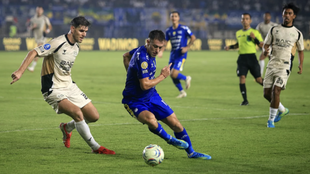 Preview, Siaran Langsung Gratis, dan Link Live Streaming Persib Bandung Vs Persik Kediri Malam Ini