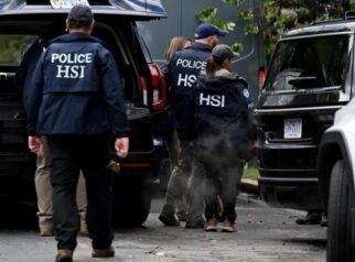 Agen federal Amerika Serikat dari HSI menggeledah kediaman anggota DPR AS