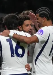 Tottenham Akhirnya Raih Kemenangan Perdana, Tinggalkan Zona Degradasi